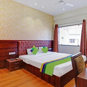https://treebo-trend-gt-palace.agrahotelsindia.net